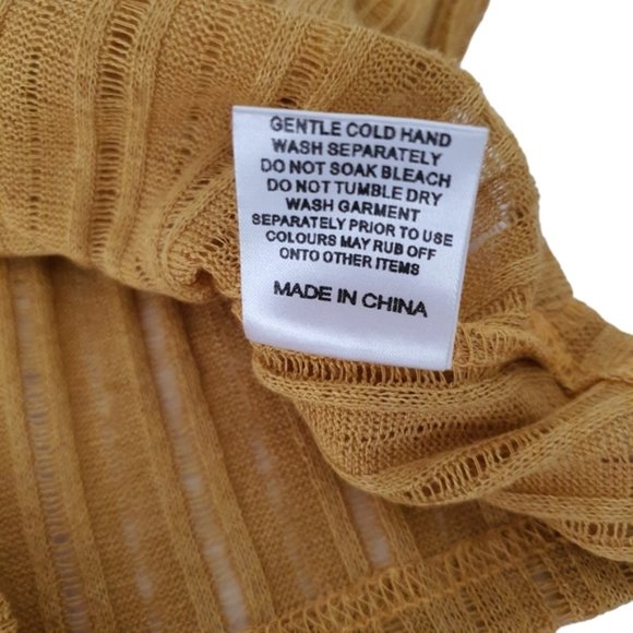 Valleygirl Light Knit Top - Picture 10 of 11